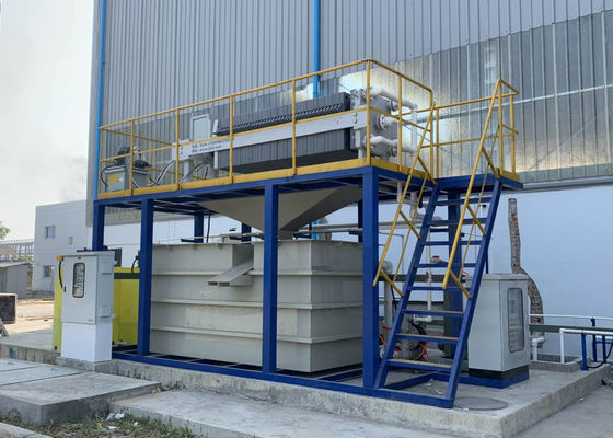 Calidad  Automatic Iron Removal System For Fluxing Tank In Hot Dip Galvanizing Plant  Line Turnkey Project fábrica